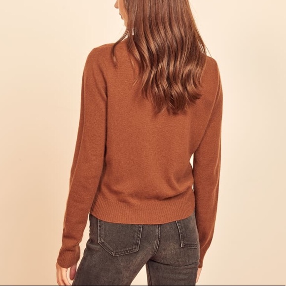 NWT Reformation Crewneck Cashmere Sweater - Picture 3 of 5